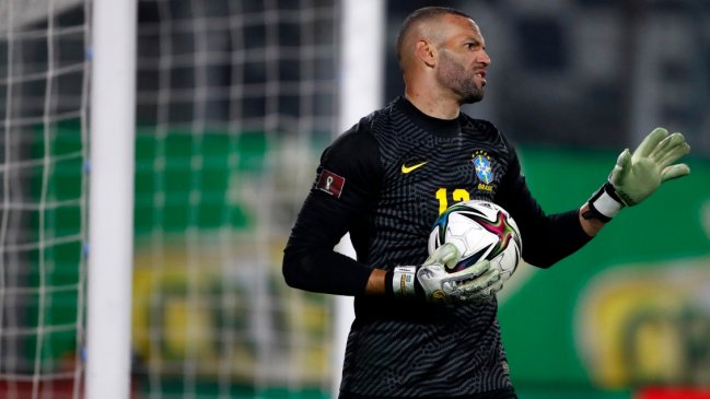 El portero Weverton fue citado por Brasil para duelo ante Chile
