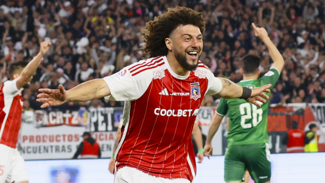 Colo Colo remontó épicamente ante Audax Italiano para seguir a la caza del liderato