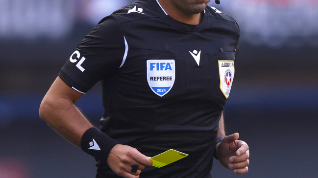 Arbitros acusaron robo de celulares en el Estadio Monumental