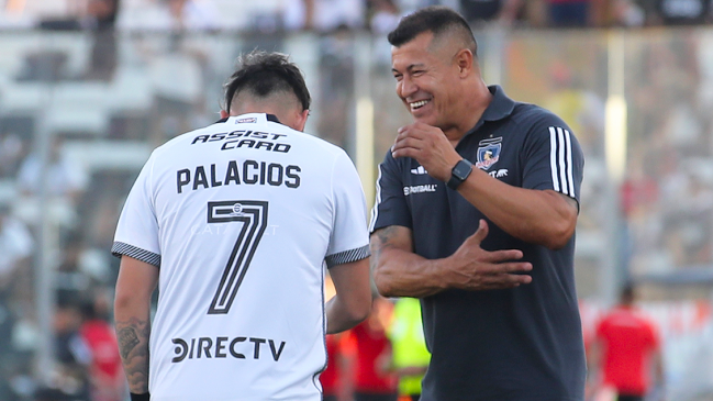 Almirón respaldó a Palacios: Él es auténtico y se malinterpretó, nunca se negó a nada