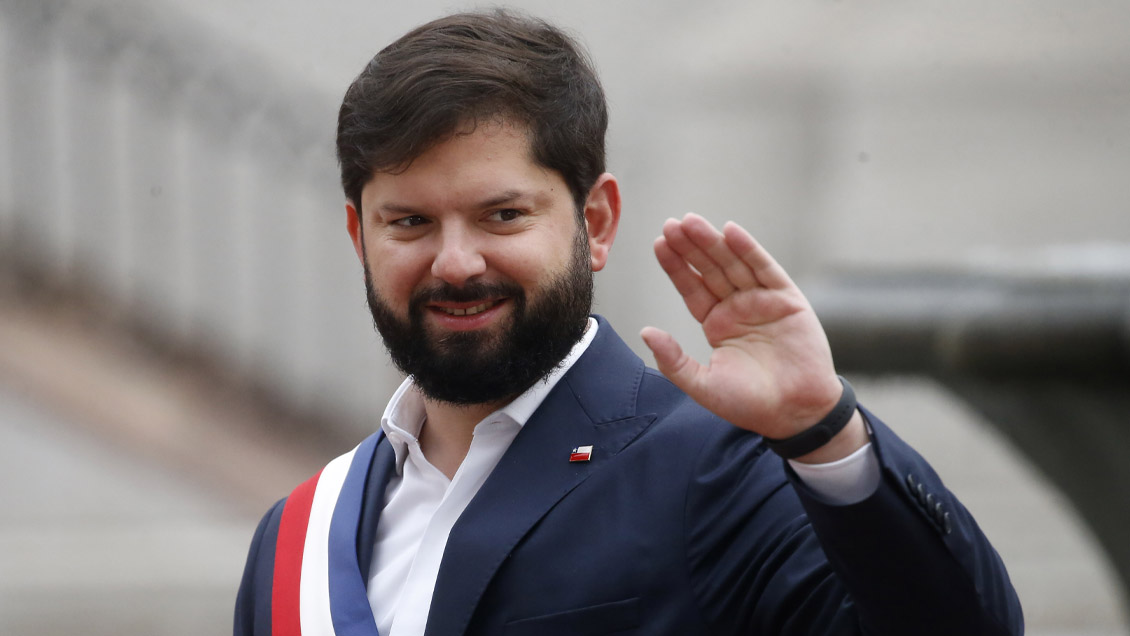 Presidente presentará en cadena nacional proyecto que pone fin al CAE