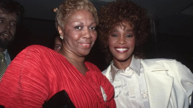 Cissy Houston, madre de Whitney Houston, muere a los 91 años