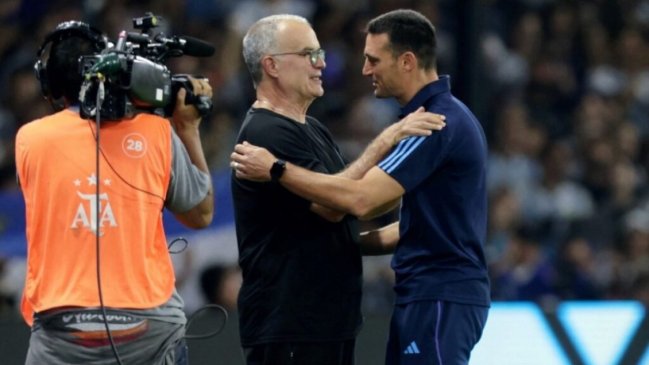 Scaloni por Bielsa: No es momento de echar leña al fuego