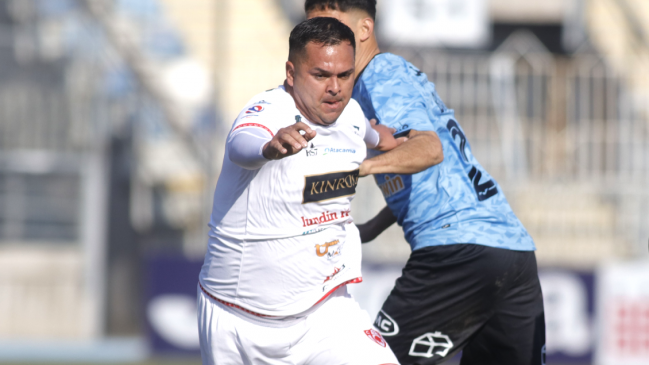 Deportes Copiapó comunicó las salidas de Nicolás Vargas y Leonardo Pais