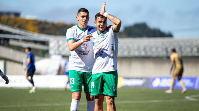 Puerto Montt se dio un festín con Huachipato y tomó amplia ventaja en la Copa Chile