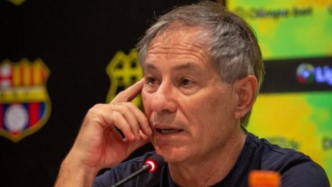 Ariel Holan fue desvinculado de Barcelona tras apenas cinco meses