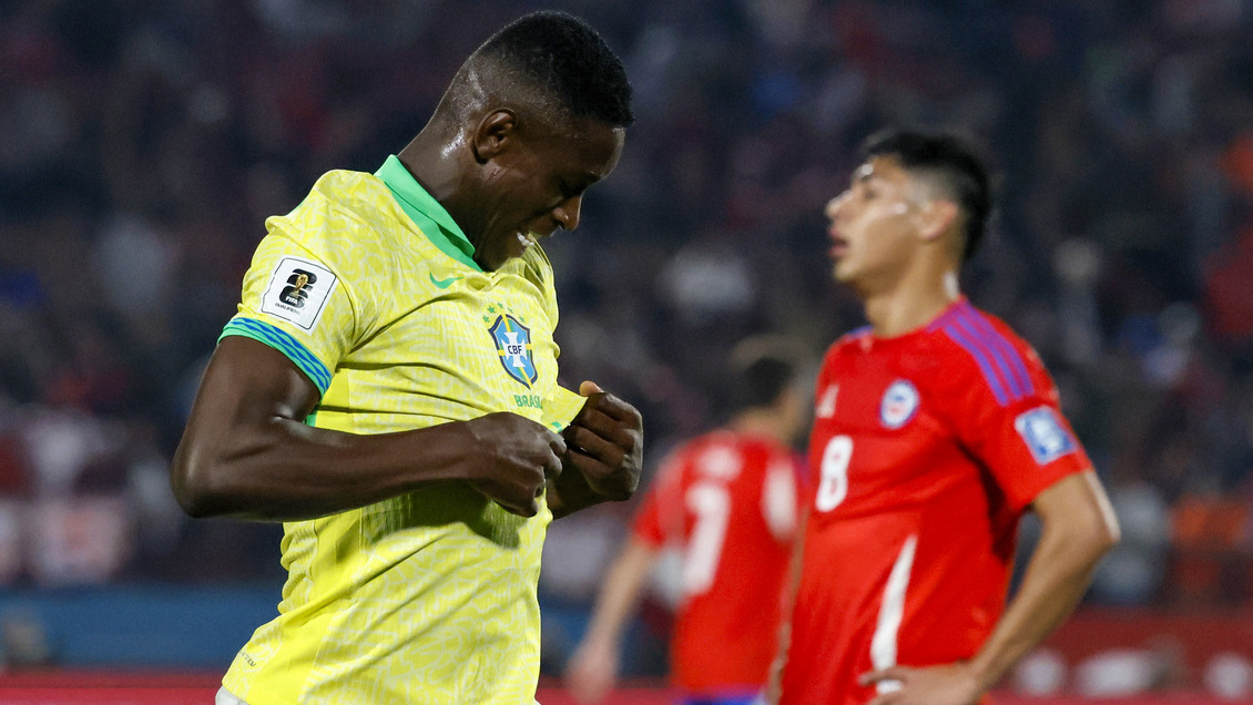 [VIDEO] Luiz Henrique le dio el triunfo a Brasil sobre Chile con agónico gol