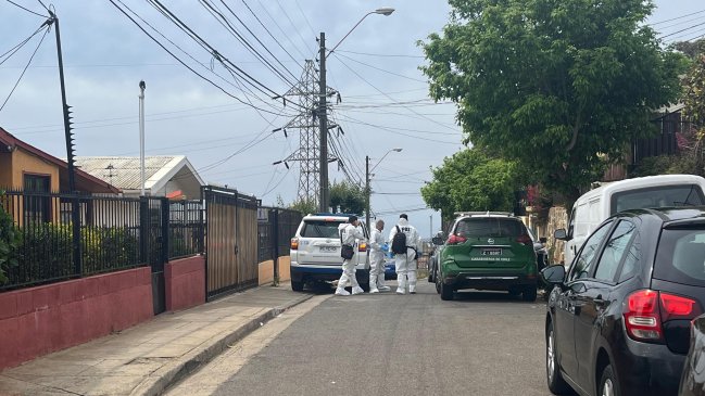 Pareja de adultos mayores fue hallada muerta en domicilio de Valparaíso