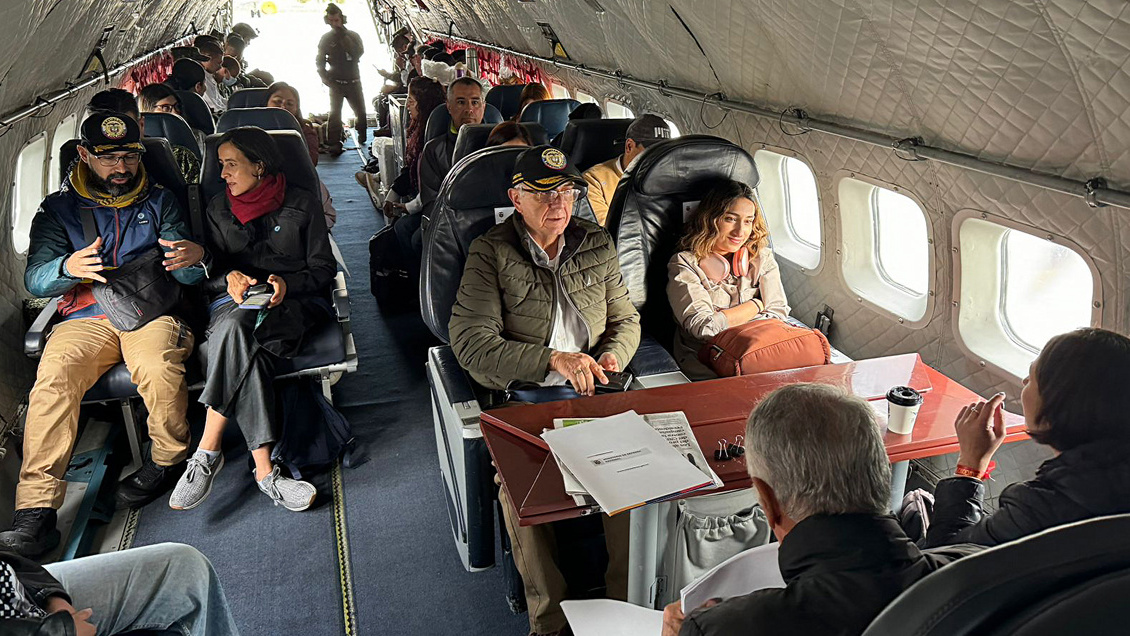 Petro envió a sus ministros al pueblo colombiano que el Ejército intenta recuperar