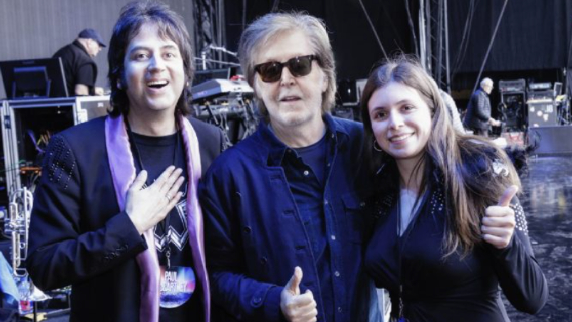 Pareja se comprometió durante concierto de Paul McCartney en Chile