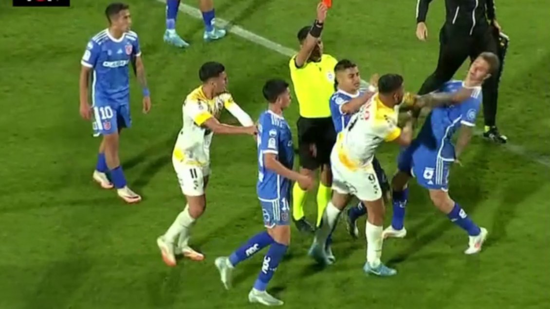 [VIDEO] El descontrol de Andrés Chávez tras el gol de Luciano Pons para la U ante Coquimbo