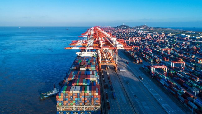 Comercio exterior de China crece 5,3% en primeros tres trimestres