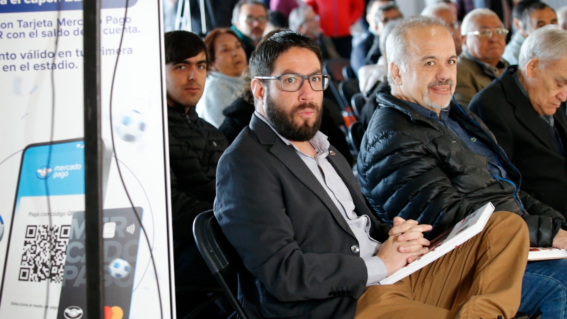 Presidente interino del CSyD Colo Colo: Hubo un abandono de deberes de parte de Camacho