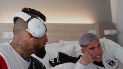   Carlos Palacios se sumó a Vidal para ver a la Roja ante Colombia 