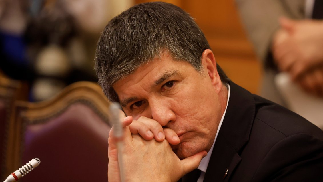 Incautan otros celulares de Monsalve y Ana Lya Uriarte sale del Gobierno