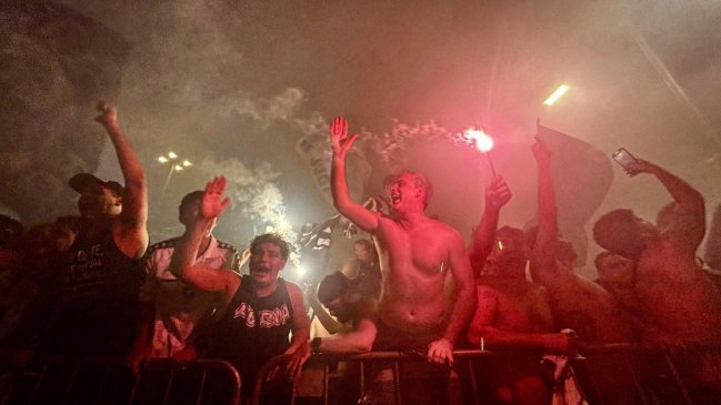 Policía brasileña mantiene detenidos a 22 hinchas de Peñarol en Río