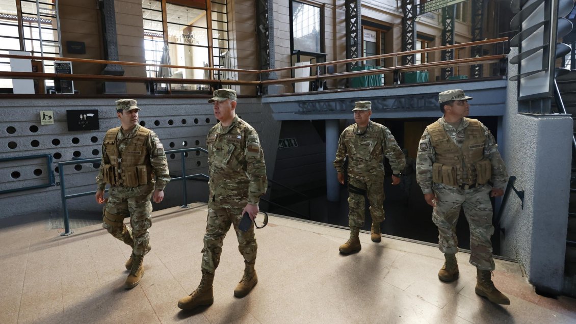 Comicios de dos días: ¿Cómo es la custodia de votos de las Fuerzas Armadas?