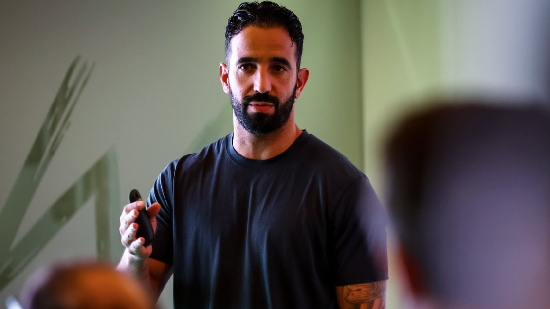 Manchester United tiene interés en pagar 10 millones de euros por DT de Sporting de Lisboa