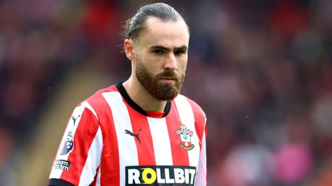 Brereton sumó minutos en triunfo de Southampton en la Copa de la Liga inglesa