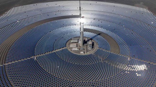 China se compromete a promover uso de energías renovables en medio de transición ecológica