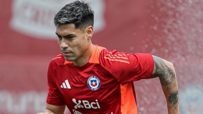 Felipe Mora: Es un momento difícil para la Roja, pero hay que ser positivos