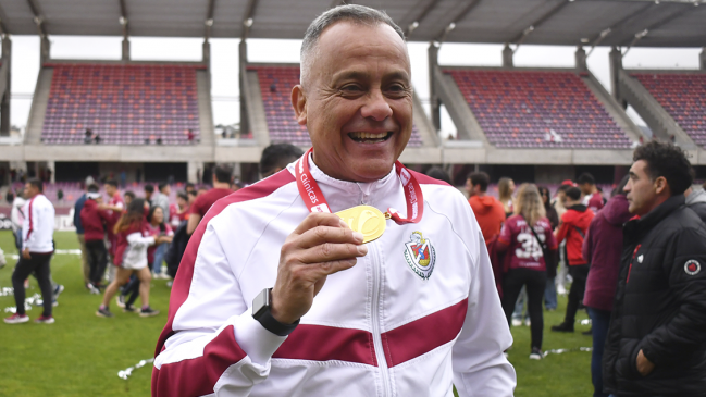 Seguirá en Primera: Erwin Durán renovó su vínculo en Deportes La Serena