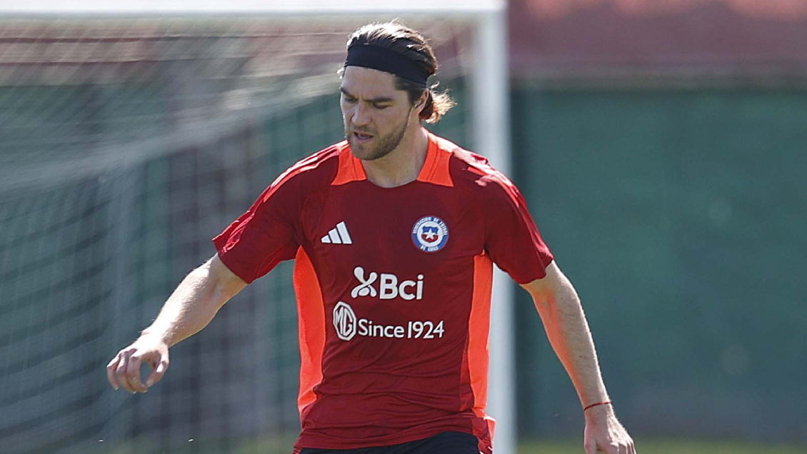 Francisco Sierralta se integró a la Roja para las Clasificatorias