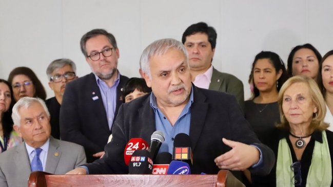 Erazo: No puede ser que, por cautelar recursos, los hospitales estén con estrés financiero