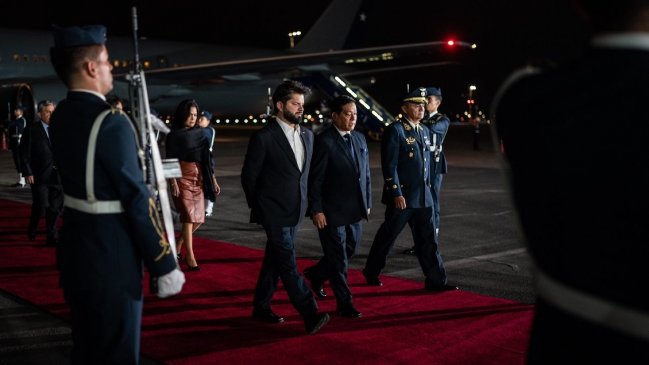 Presidente Boric está en Lima para participar en cumbre APEC