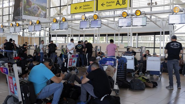 Líneas aéreas y sector turismo piden medidas para evitar paralizaciones en aeropuertos
