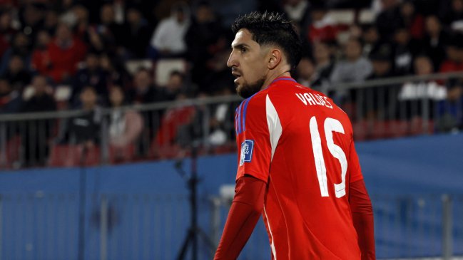 El nombre que baraja Gareca ante una posible baja de Diego Valdés ante Venezuela