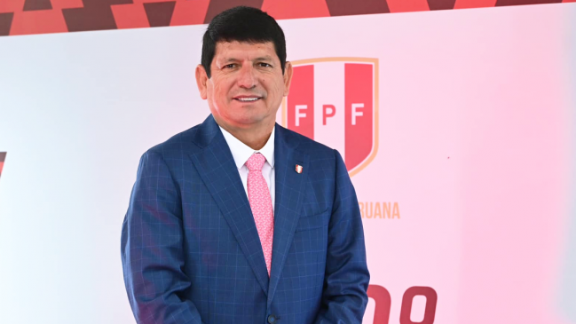 Presidente de Federación Peruana de Fútbol salió en libertad tras revocar la orden de detención