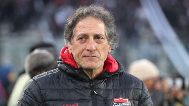 Mario Salas: El futbolista chileno entrena mucho y juega poco