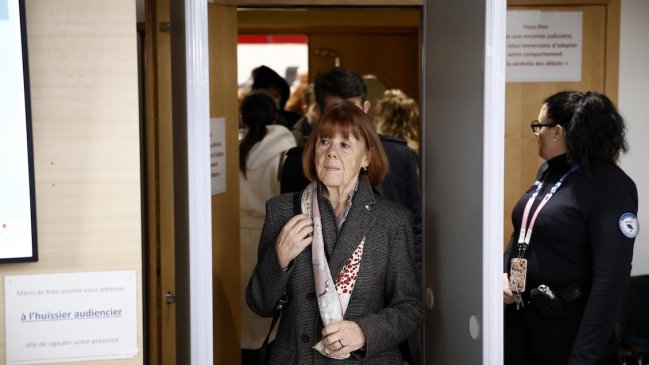 Francia: Piden 20 años de cárcel para hombre que drogó a su esposa para que la violaran