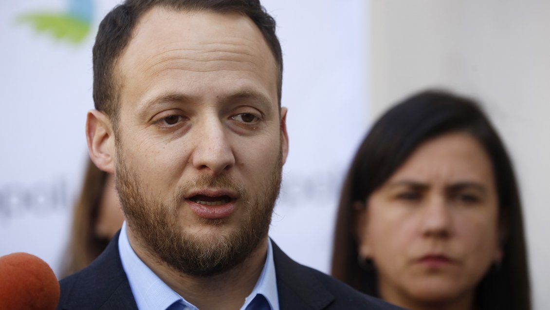 Diputado Guzmán: Hay que construir un proyecto de oposición para superar un mal gobierno de izquierda