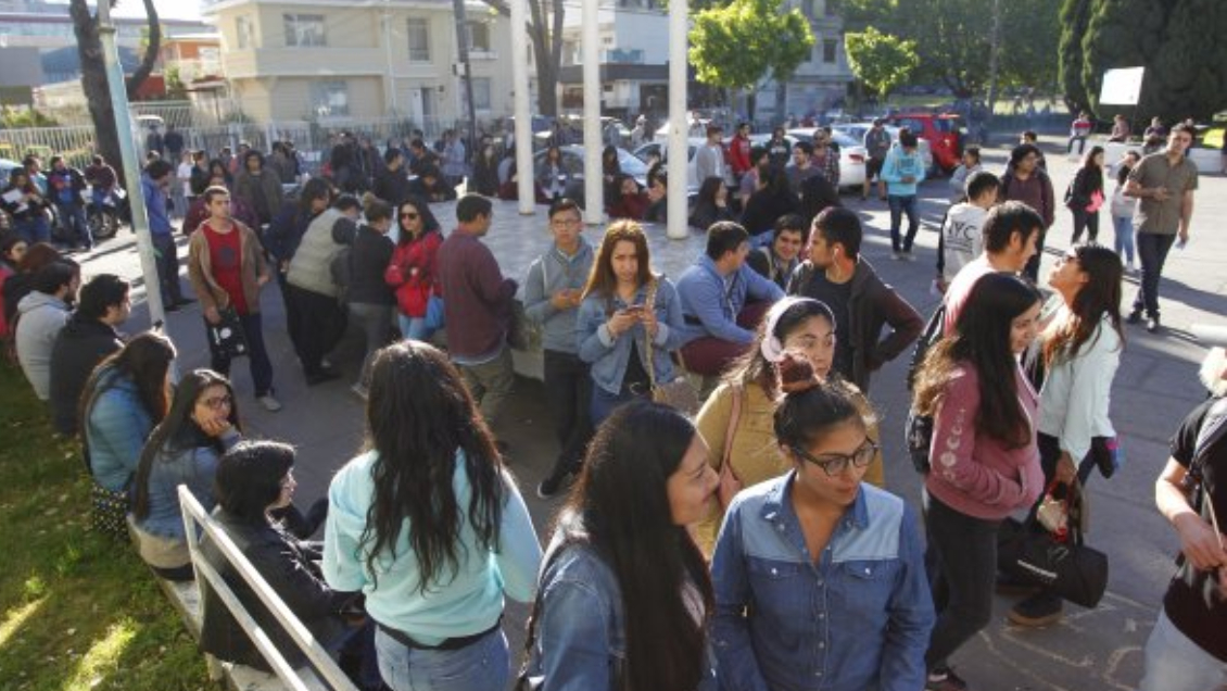 Más de 294.000 estudiantes rinden desde este lunes la PAES