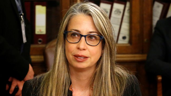 Bernadette Meehan, embajadora de EE.UU. en Chile, presentó su renuncia