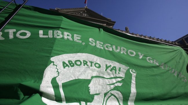 Oposición y la DC dan un portazo al aborto libre: 