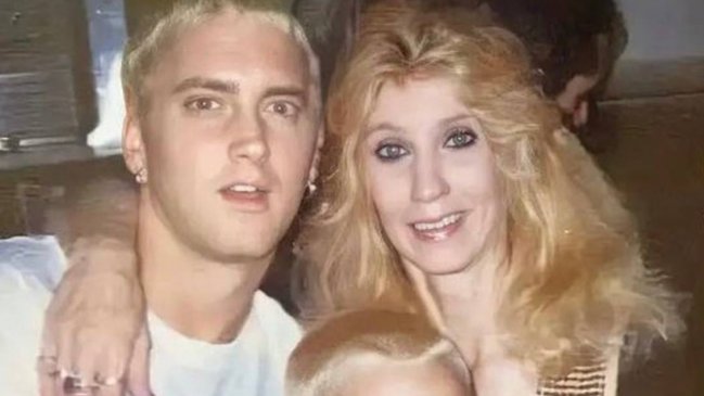 Reportan la muerte de Debbie Nelson, madre de Eminem