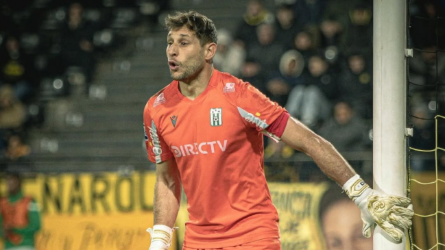 Huachipato sumó al arquero uruguayo Rodrigo Odriozola como quinto fichaje