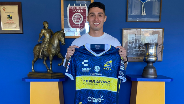 Joaquín Moya se convirtió en el primer refuerzo de Everton