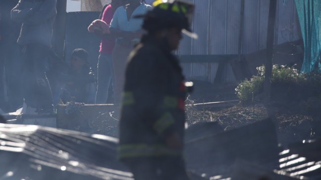 Incendio destruyó vivienda en el centro de Puerto Aysén
