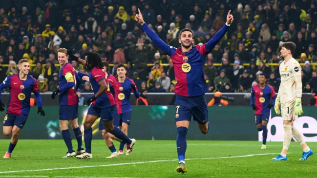 Barcelona se acercó a los octavos de Champions con vibrante victoria ante Borussia Dortmund