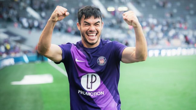 [VIDEO] ¡Centro preciso! Gabriel Suazo aportó asistencia en triunfo de Toulouse ante Saint-Etienne