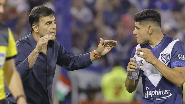 Gustavo Quinteros tras su título en Vélez: Tenemos una medalla, ahora vamos por la otra