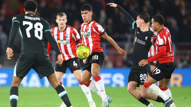 Brereton vio acción en la eliminación de Southampton en la Copa de la Liga ante Liverpool