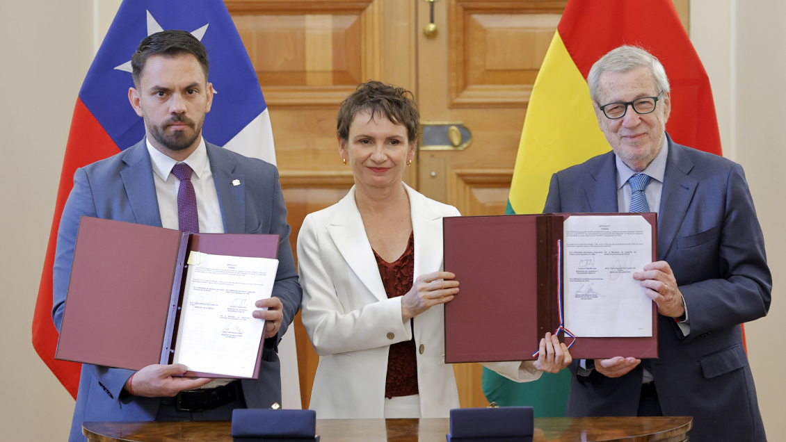 Chile y Bolivia firmaron acuerdo de control migratorio y seguridad fronteriza