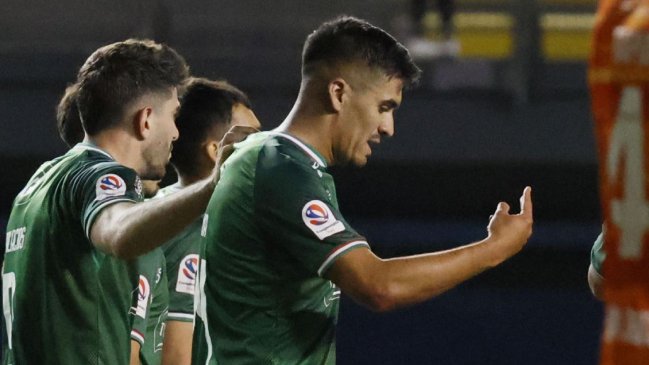 Nicolás Orellana renovó contrato con Audax Italiano