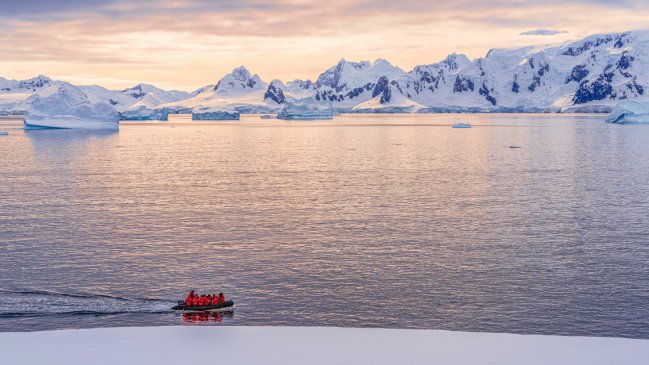 Terraplanistas viajaron a la Antártica para comprobar su teoría y fallaron