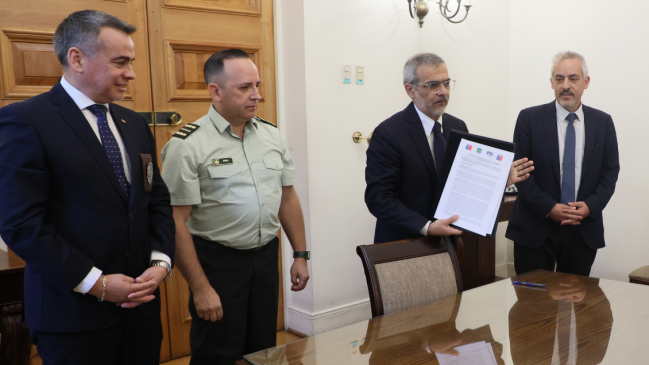 Gobierno firmó protocolo para agilizar expulsiones de inmigrantes ligados a delitos